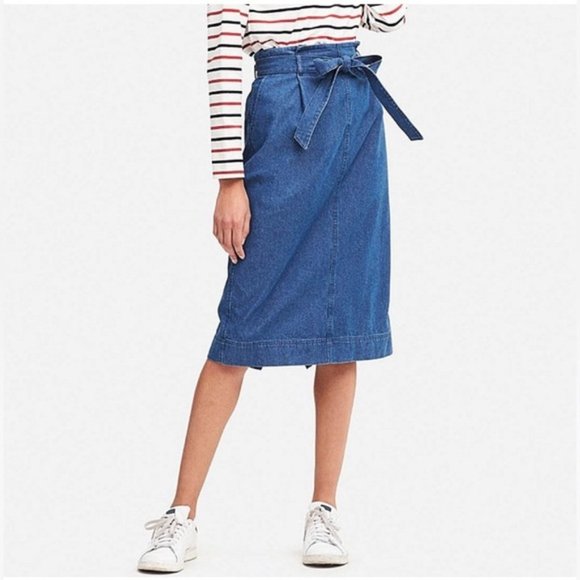 Uniqlo Dresses & Skirts - Uniqlo Blue High Waist Denim Belted Pencil Skirt Size Large